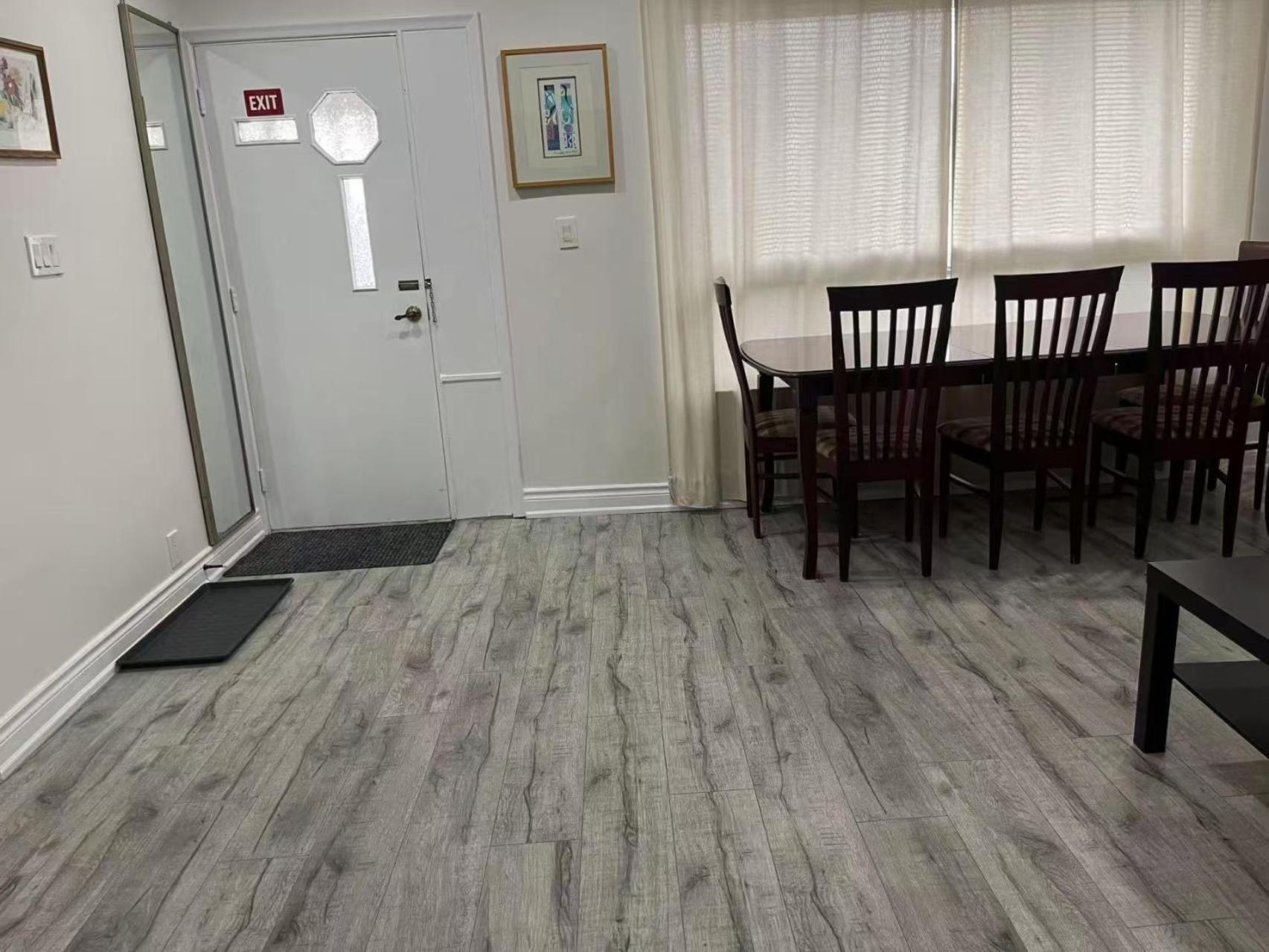 Ensuite Queen Room Sunshine & Convenience Near Finch Station Торонто Экстерьер фото